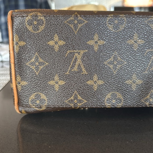 Louis Vuitton Manhattan Bag - Picture 8 of 12